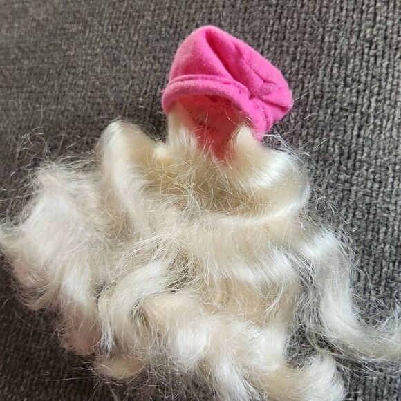 Barbie doll, 1990's with wig, stamped Mattel 1966 China, battery operated - Picture 5 of 9